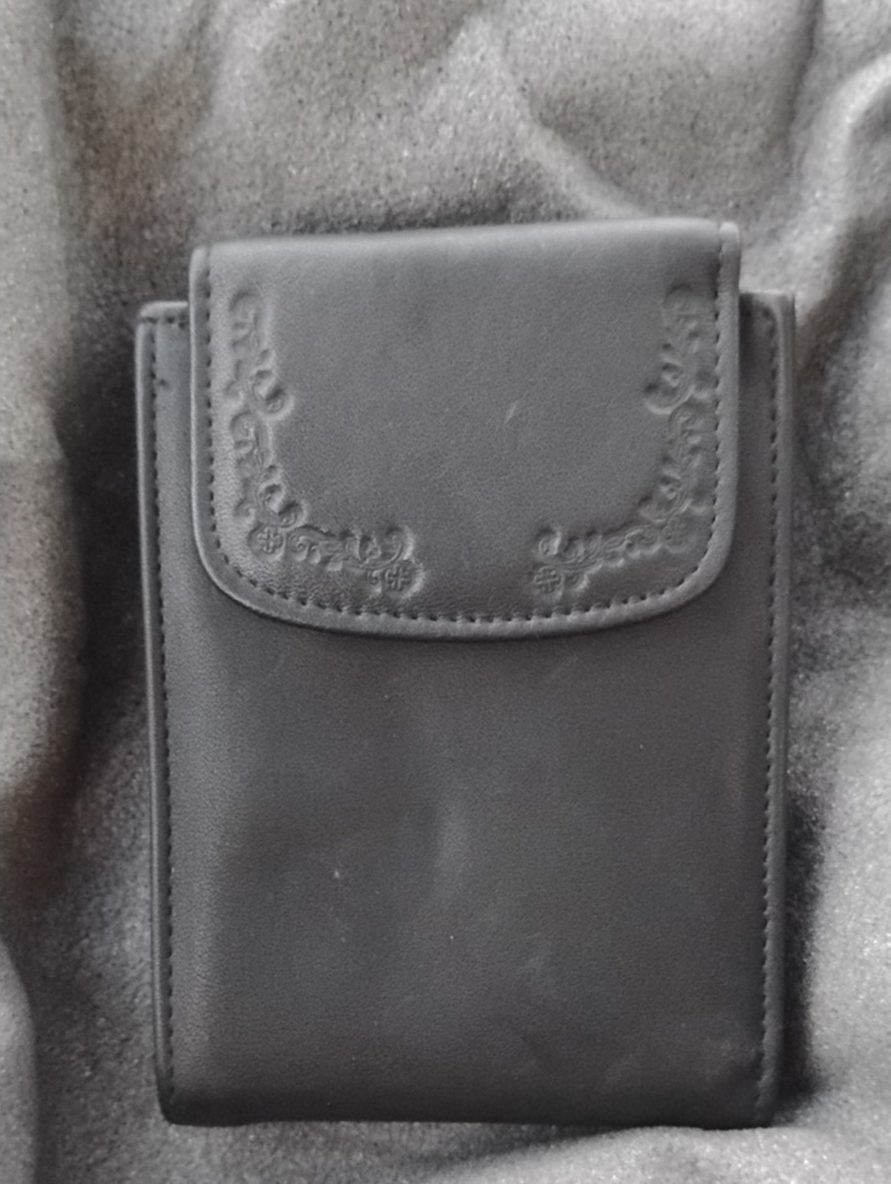 Buxton Black Leather Embossed  Pouch